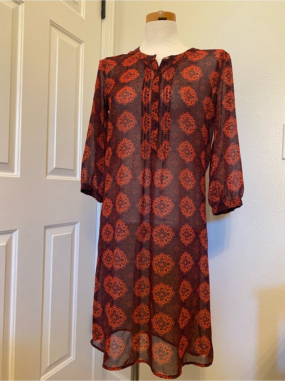 Banana Republic Chemise Sheer Dress, Size 4